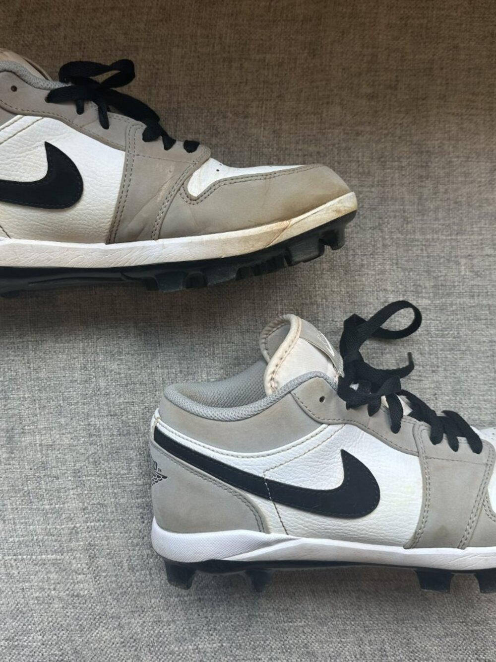 Jordan 1 Retro MCS Baseball Cleats Grey-White-Black Size 9